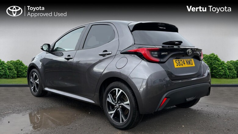 Toyota Yaris 1.5 Hybrid Design 5dr CVT Hybrid Hatchback